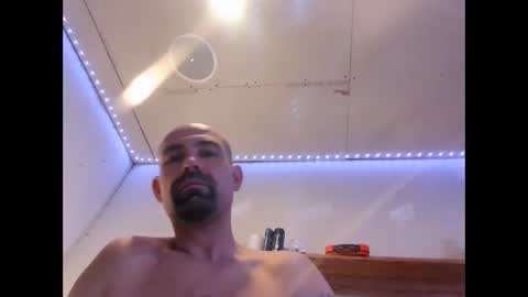 Snapshot of xzbib chatting on December 2024 11:43:02 AM Xzbib online show from December 2024 11:43:02 AM