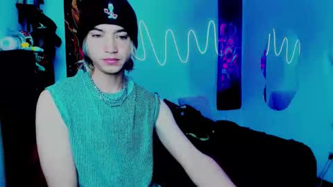 xzerox_ online show from September 2025 11:32:01 AM