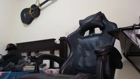 jack thopmson  online show from December 2024 04:13:01 AM