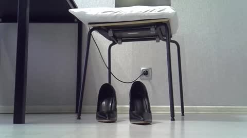 Dina online show from March 2026 04:08:01 AM