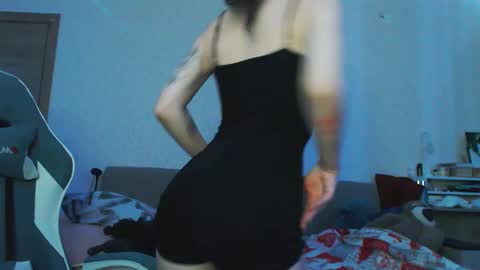 Yami online show from February 2025 11:47:01 PM