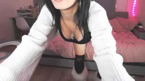 Yami online show from September 2025 09:15:01 PM