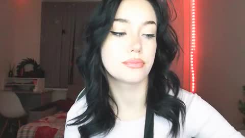 Yami online show from December 2025 09:20:01 PM