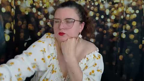 Anika online show from November 2025 10:48:02 AM