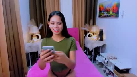 Yanna online show from September 2025 08:03:01 PM