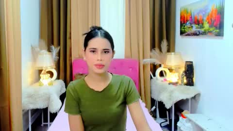 Yanna online show from October 2025 04:49:01 AM