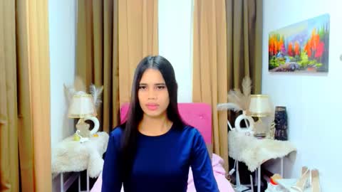 Yanna online show from October 2025 08:44:02 PM