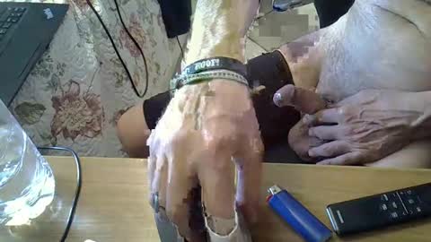 Snapshot of yannisv chatting on December 2024 07:00:01 PM yannisv online show from December 2024 07:00:01 PM