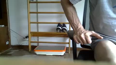 Snapshot of yannisv chatting on September 2025 04:10:02 PM yannisv online show from September 2025 04:10:02 PM