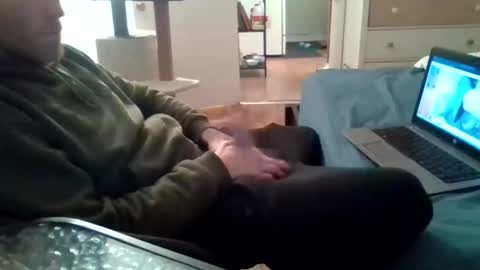 yansans677481768 online show from January 2026 01:20:01 AM