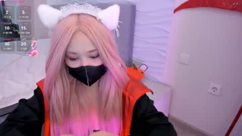 Yana online show from December 2025 08:02:02 PM