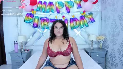 Snapshot of yaragarcia chatting on February 2026 03:47:02 AM Yara online show from February 2026 03:47:02 AM