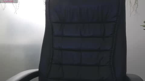 Yara online show from December 2025 04:17:01 AM