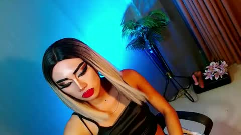 miss yasii online show from February 2025 03:21:01 PM