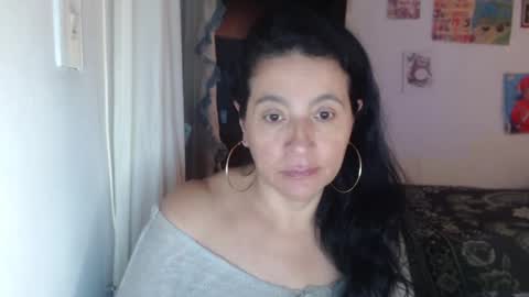 yasmin_love85 online show from March 2025 06:18:01 PM