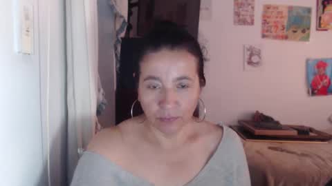 yasmin_love85 online show from September 2025 02:44:02 PM