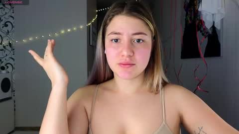 Yasyaa  online show from March 2025 04:19:01 AM