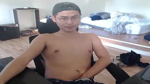 yawnimhorny online show from December 2024 02:06:02 AM