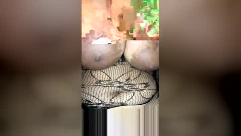 yazmeensosexy online show from January 2026 05:01:02 AM