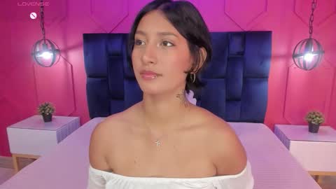 Yazmin online show from February 2026 12:01:02 PM