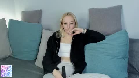 Snapshot of yeah_i_want chatting on November 2025 08:07:01 AM Loe online show from November 2025 08:07:01 AM