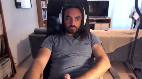 yeeaahoo online show from May 2026 06:48:01 PM