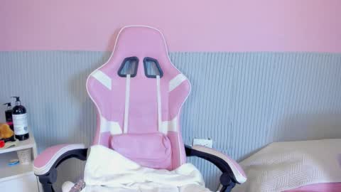 yeika_foxy online show from February 2026 11:22:01 AM