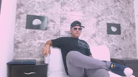 Yeison online show from November 2025 11:21:01 AM