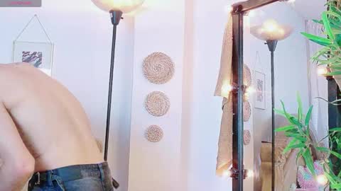yeremmy_twink online show from May 2026 06:58:01 PM