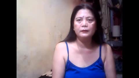 Snapshot of yesimpretty chatting on April 2026 09:27:01 AM hi im bea online show from April 2026 09:27:01 AM