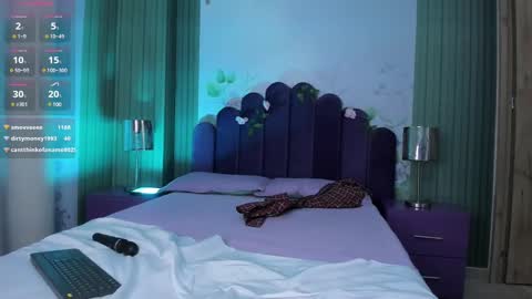 Snapshot of yess__daddy chatting on January 2025 01:23:02 PM yess__daddy online show from January 2025 01:23:02 PM