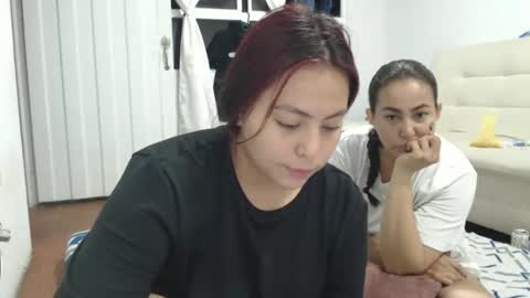 yessica and andres online show from April 2026 02:17:01 AM