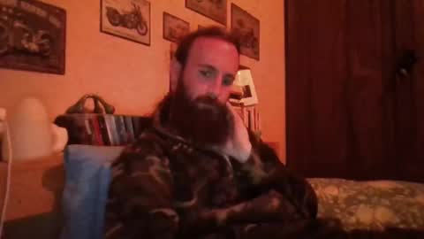 yeti_92 online show from March 2025 06:34:02 PM