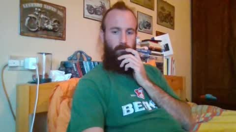 yeti_92 online show from September 2025 04:32:02 PM