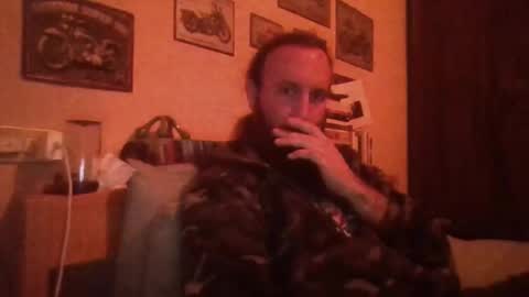 yeti_92 online show from January 2026 05:51:02 PM