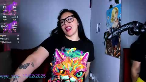 Luna online show from February 2025 03:56:02 PM