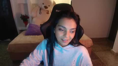 Snapshot of yeyeduran_10 chatting on March 2026 07:07:02 PM Paola online show from March 2026 07:07:02 PM
