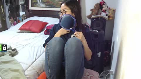 Andrea online show from April 2026 11:27:02 PM