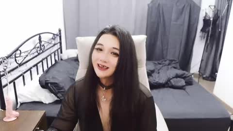 Snapshot of yezisen chatting on June 2026 09:27:01 PM ToT online show from June 2026 09:27:01 PM