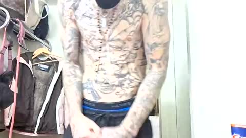 yfwb69xxx online show from November 2025 11:48:01 PM