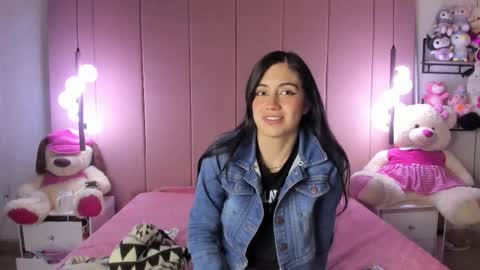 yinyang_luar online show from December 2025 11:15:02 AM