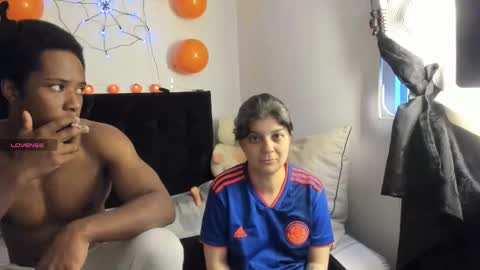 yinyyanghot online show from October 2025 10:20:02 PM