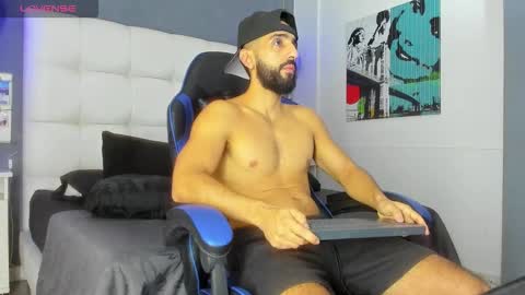 Yiyo online show from February 2026 05:19:02 AM