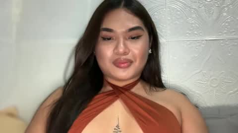 Snapshot of yllanahard chatting on January 2025 03:58:01 PM yllana love online show from January 2025 03:58:01 PM