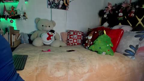 lucy online show from December 2025 04:51:01 AM