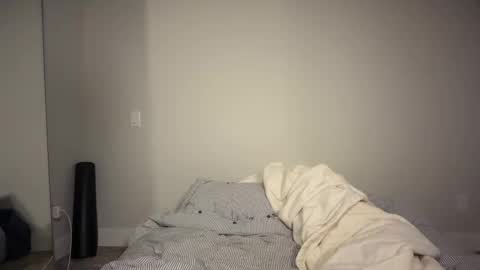 yngdesire1 online show from January 2026 01:54:01 AM