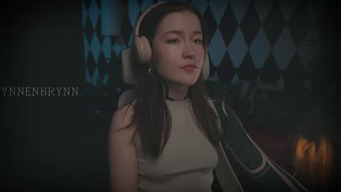 ynnenbrynn online show from January 2025 10:27:02 AM