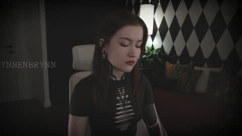 ynnenbrynn online show from January 2025 07:05:01 AM