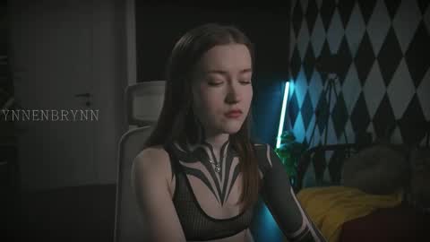 ynnenbrynn online show from February 2025 05:34:01 AM