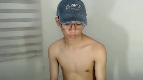 ynotyu online show from October 2025 06:03:02 AM